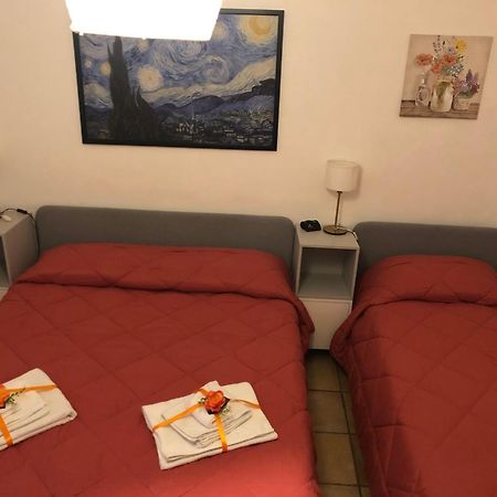 La Finestra Di Umberto Vicino Al Centro Con Parcheggio Privato Bed & Breakfast Viterbo Exterior photo